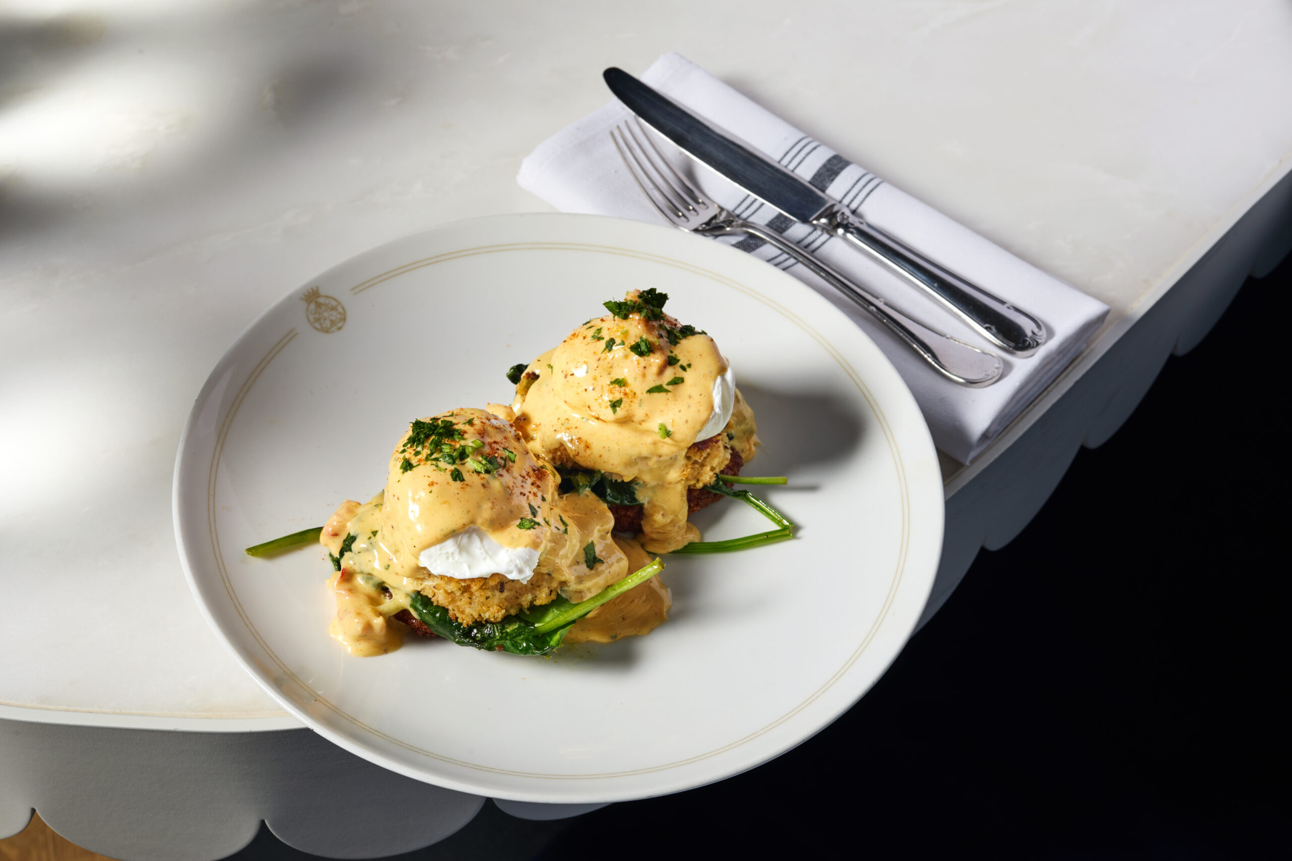 Cajun Benedict-0001 - Maison Métier